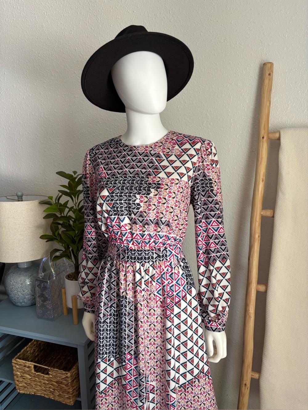 Printed Long Sleeve Maxi Dress in Pink and Black - Picture 6 of 7